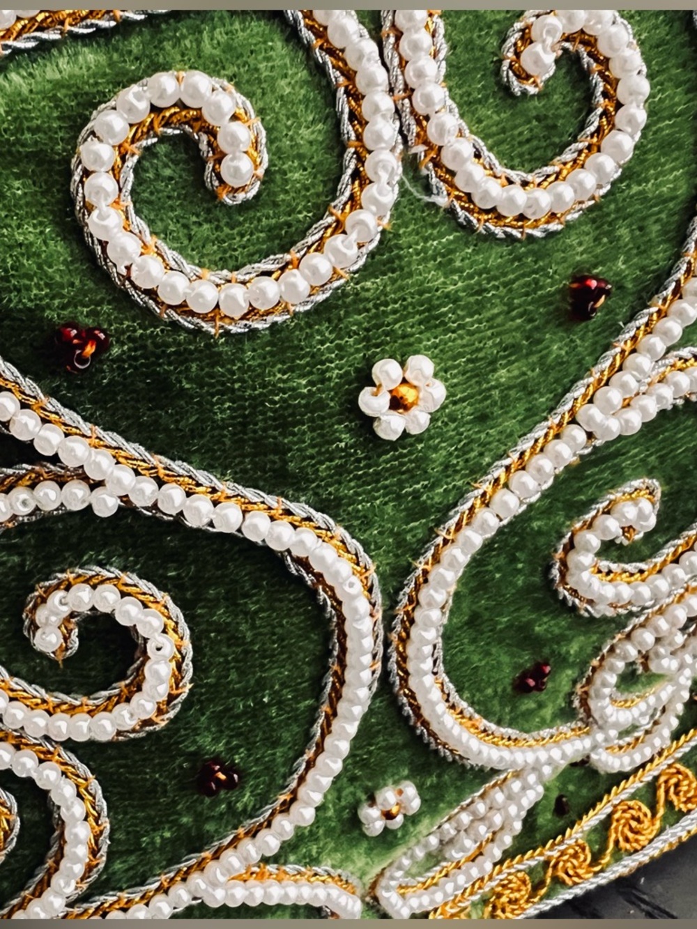 New! Vintage Green Handmade Beaded Indian Purse - Picture 4 of 7